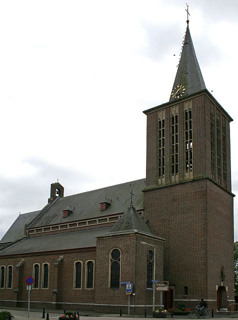 Foto van de kerk H. Gertrudis Oirlo